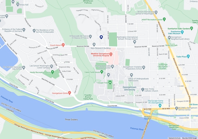 Building Photo - Beautiful Home in the Coveted Gated Community of Hillandale