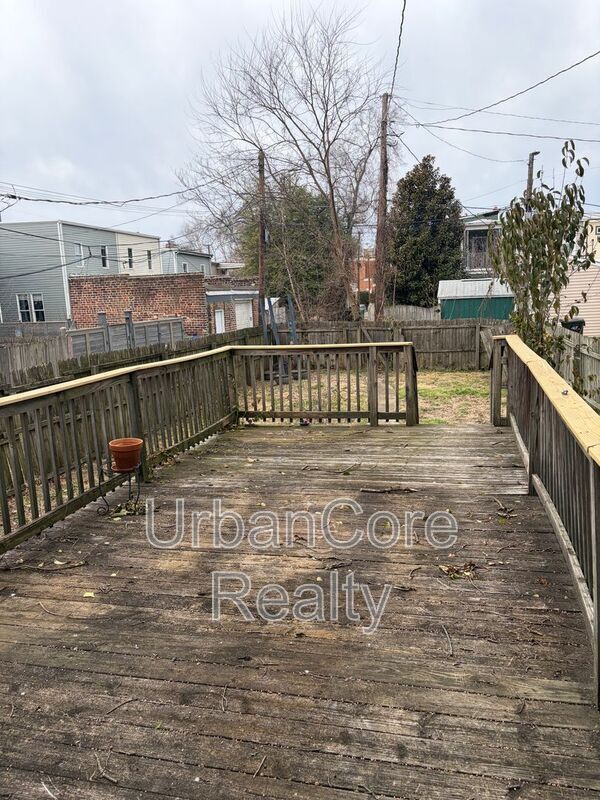 Building Photo - 410 N 32nd St