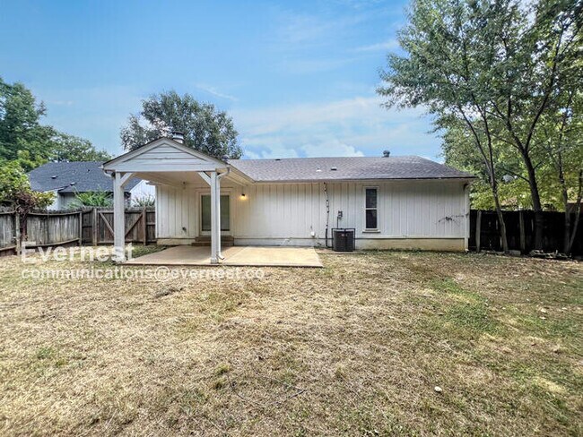 Building Photo - 3997 Tuscany Dr