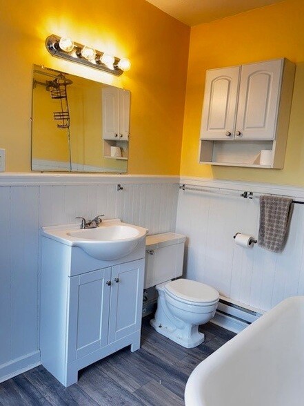 Building Photo - 129 Allston St