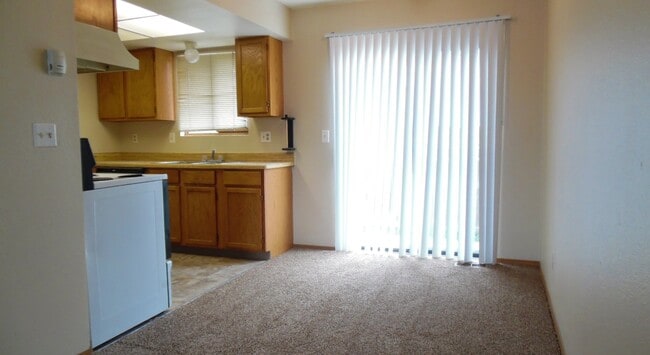 Building Photo - 1341 Soaring Eagle Dr