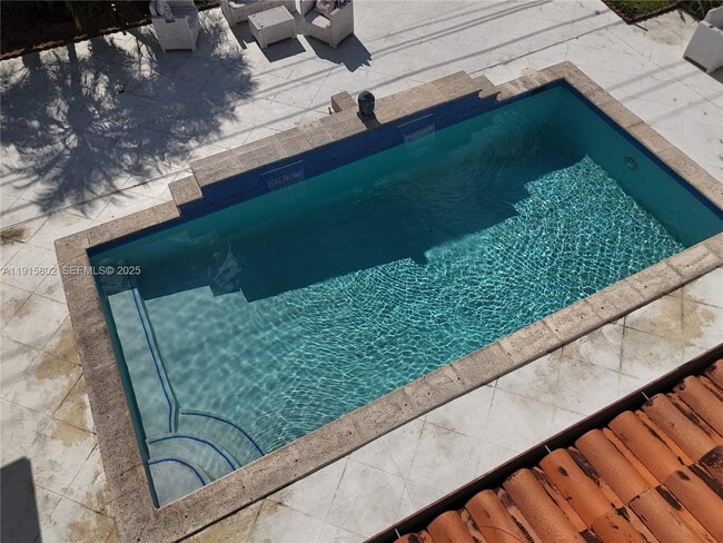 Building Photo - 7780 SW 28th St