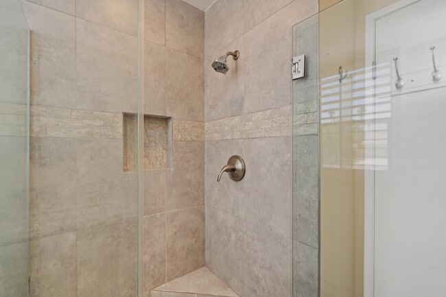 Building Photo - 30 San Juan Dr