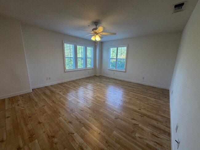 Building Photo - Downtown Templeton (3/2) - Must See!!