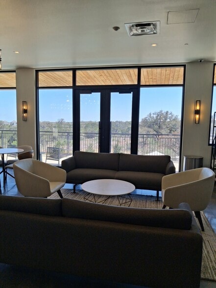 Building Photo - 141 Knockout Rose Dr