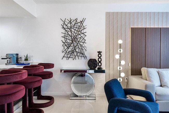 Building Photo - 200 Biscayne Blvd Way