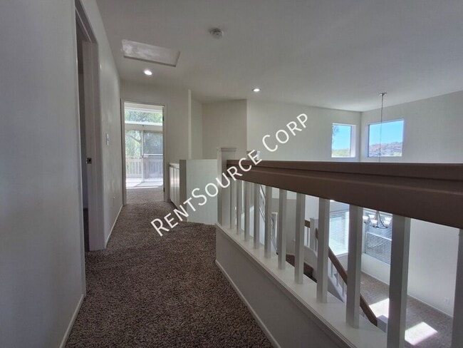 Building Photo - 30420 Yosemite Dr