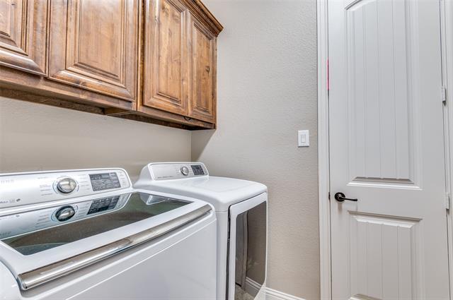 Building Photo - 5019 Empire Way