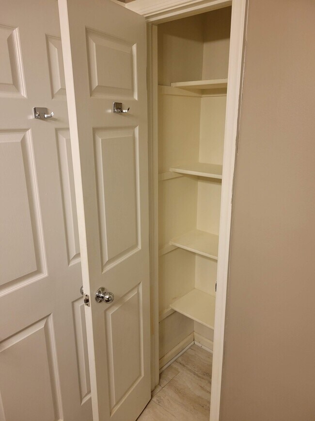 Bathroom 1 - 4411 Silverbrook Ln