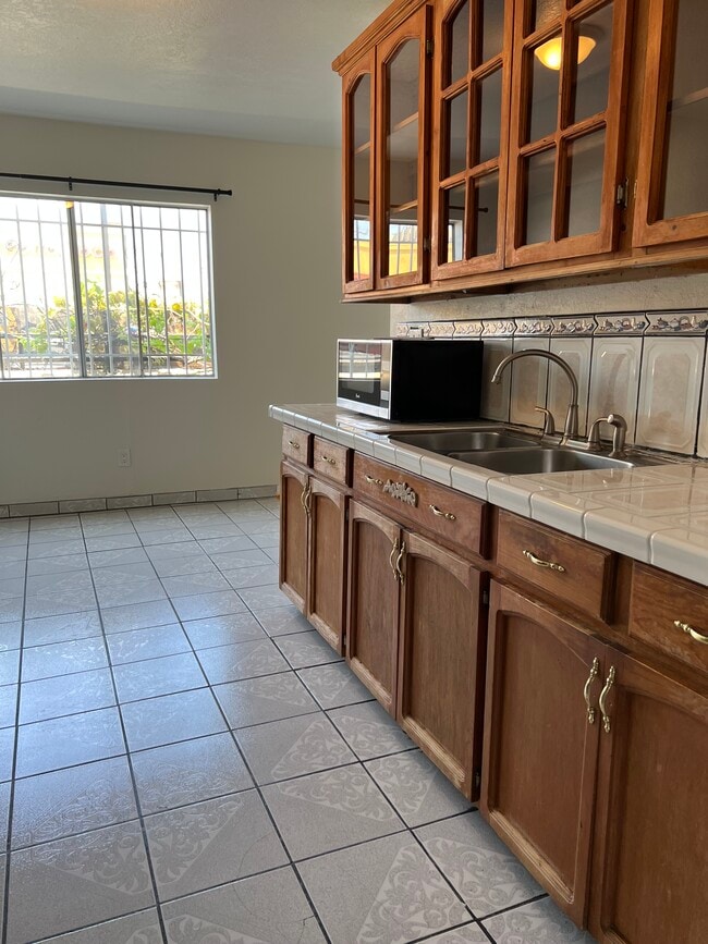 Building Photo - 4417 Avalon Blvd