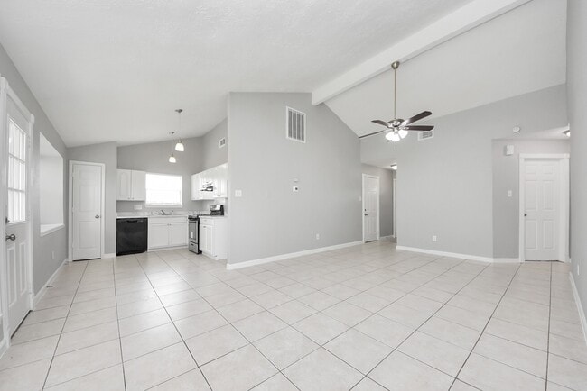 Building Photo - 10603 Thorncliff Dr