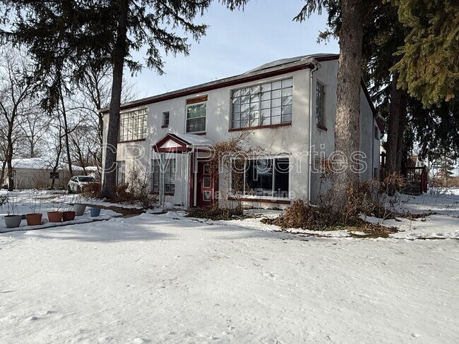 Building Photo - 2101 N Wheeling Ave