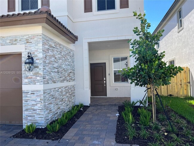 Building Photo - 2340 NW 130th Ter