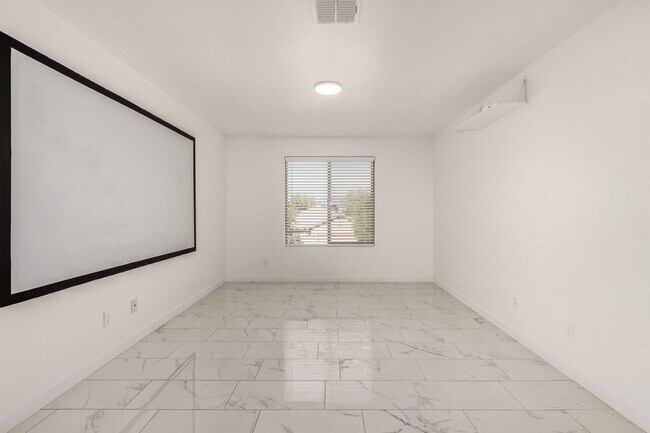 Building Photo - One Of A Kind Home For Rent In Buckeye!
