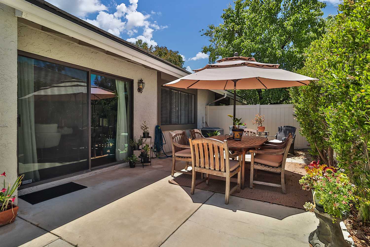 Building Photo - 1243 Clippers Cir