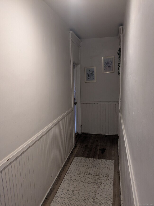 Building Photo - 23 Lyman St