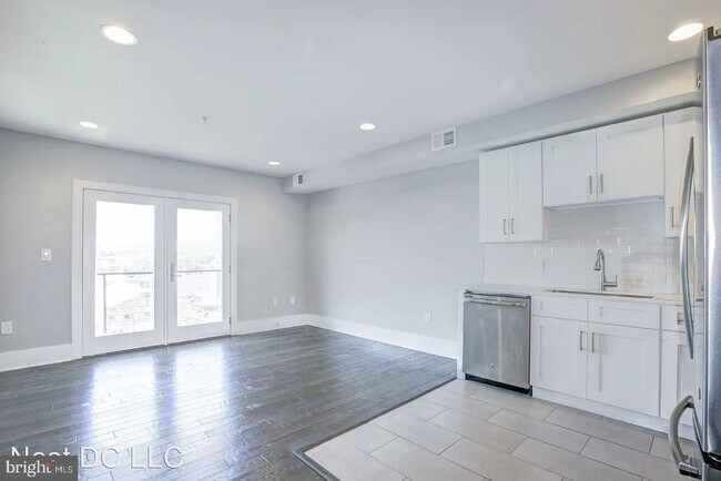 Building Photo - 1827 Benning Rd NE