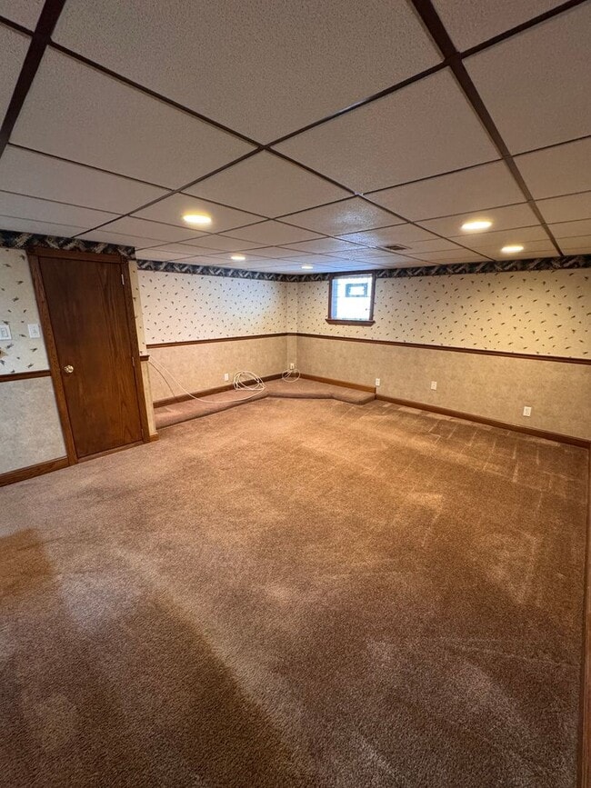 Building Photo - 27 Gordon St