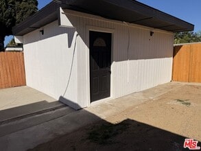 Building Photo - 3215 Winter St