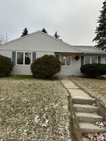 Building Photo - 1111 Bonnie Ct