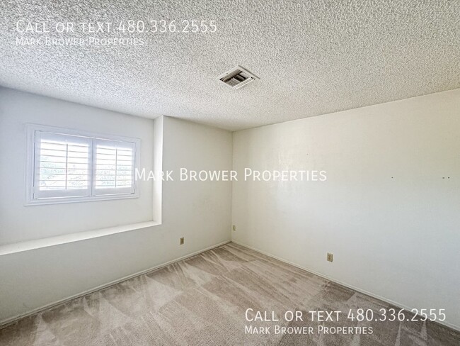 Building Photo - 3960 E White Aster St