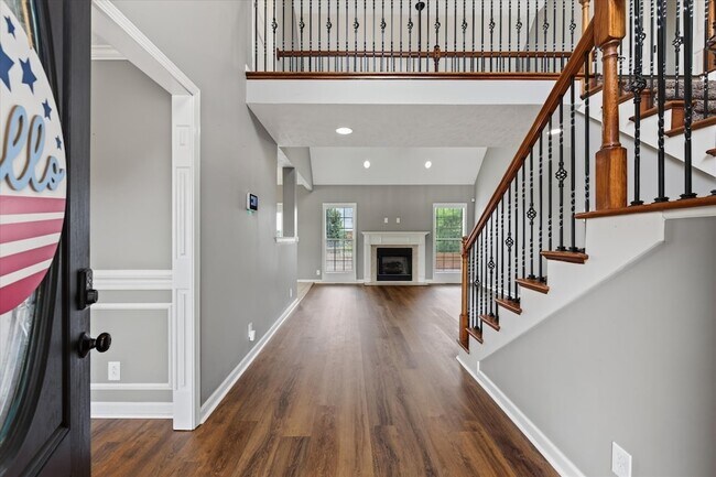 Building Photo - 1484 Apache Way