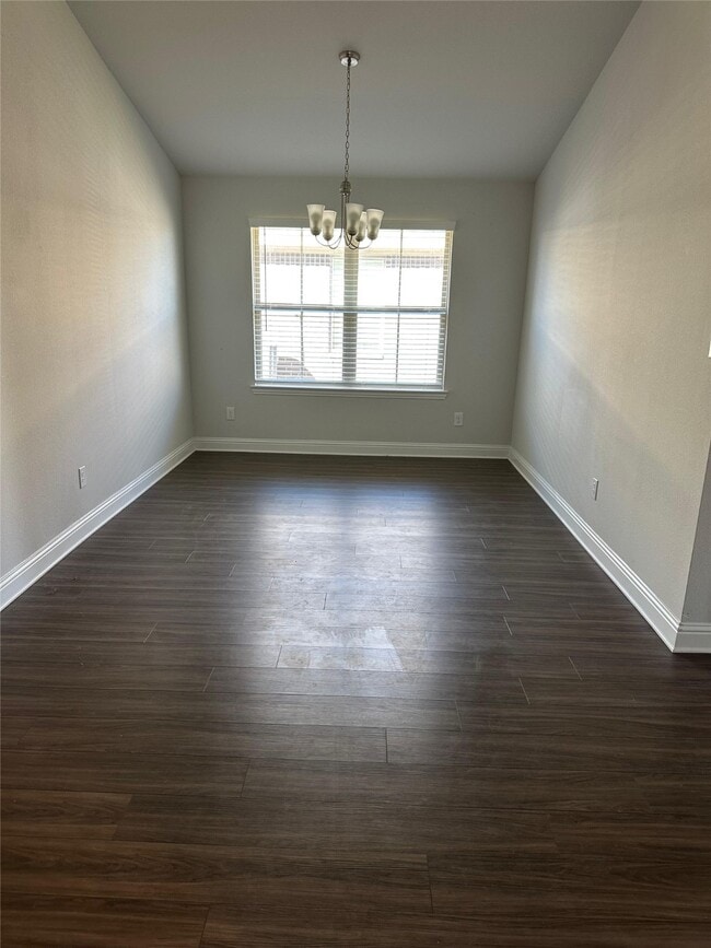 Building Photo - 4201 Chadwick Rd