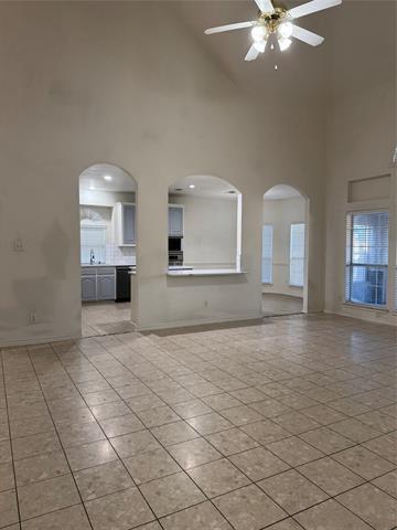 Building Photo - 5817 Mulvane Dr