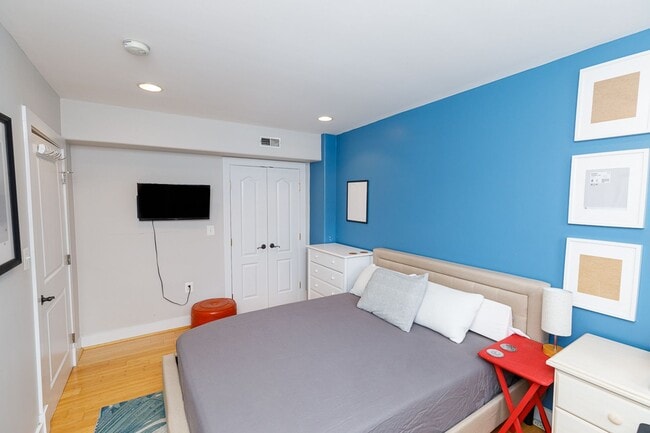 Building Photo - Bright One Bed Trinidad Rental Condo: Modern Living Near DC's Best