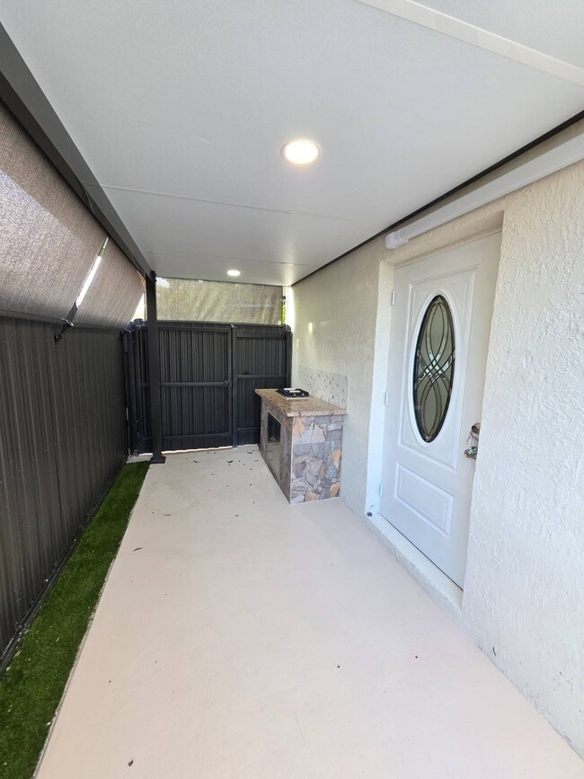 Building Photo - 14981 SW 169th Ln