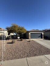 Building Photo - Open concept 3 bed / 2 bath with *NEW* Flo...