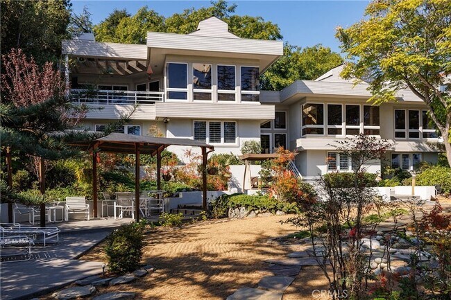 Building Photo - 31561 Peppertree Bend Unit