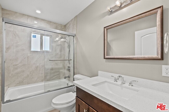 Building Photo - 6717 Cedros Ave