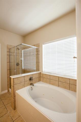 Building Photo - 2805 Gooseberry Dr
