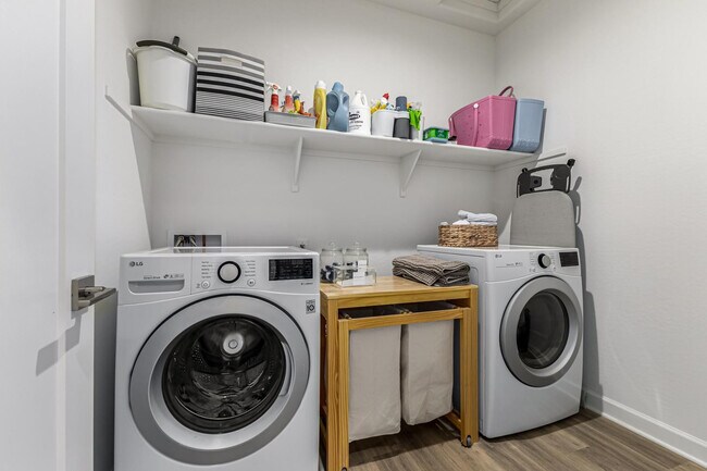 Building Photo - 4509 N 197th Ln