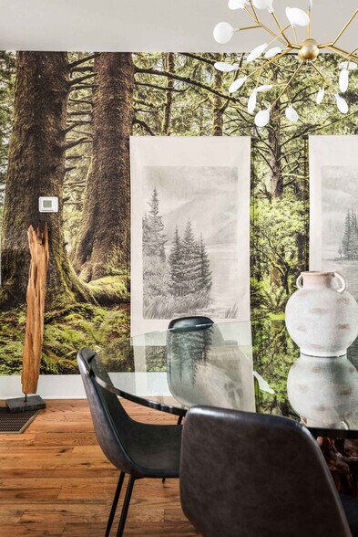 Building Photo - 776 E Argyle Ave