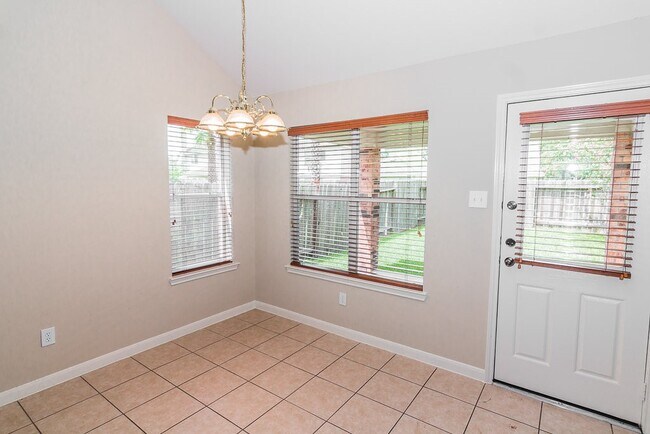Building Photo - 5131 Birch Manor Ln