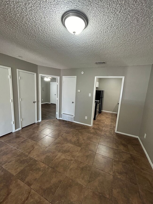 Building Photo - 1701-1703 Georgia St.