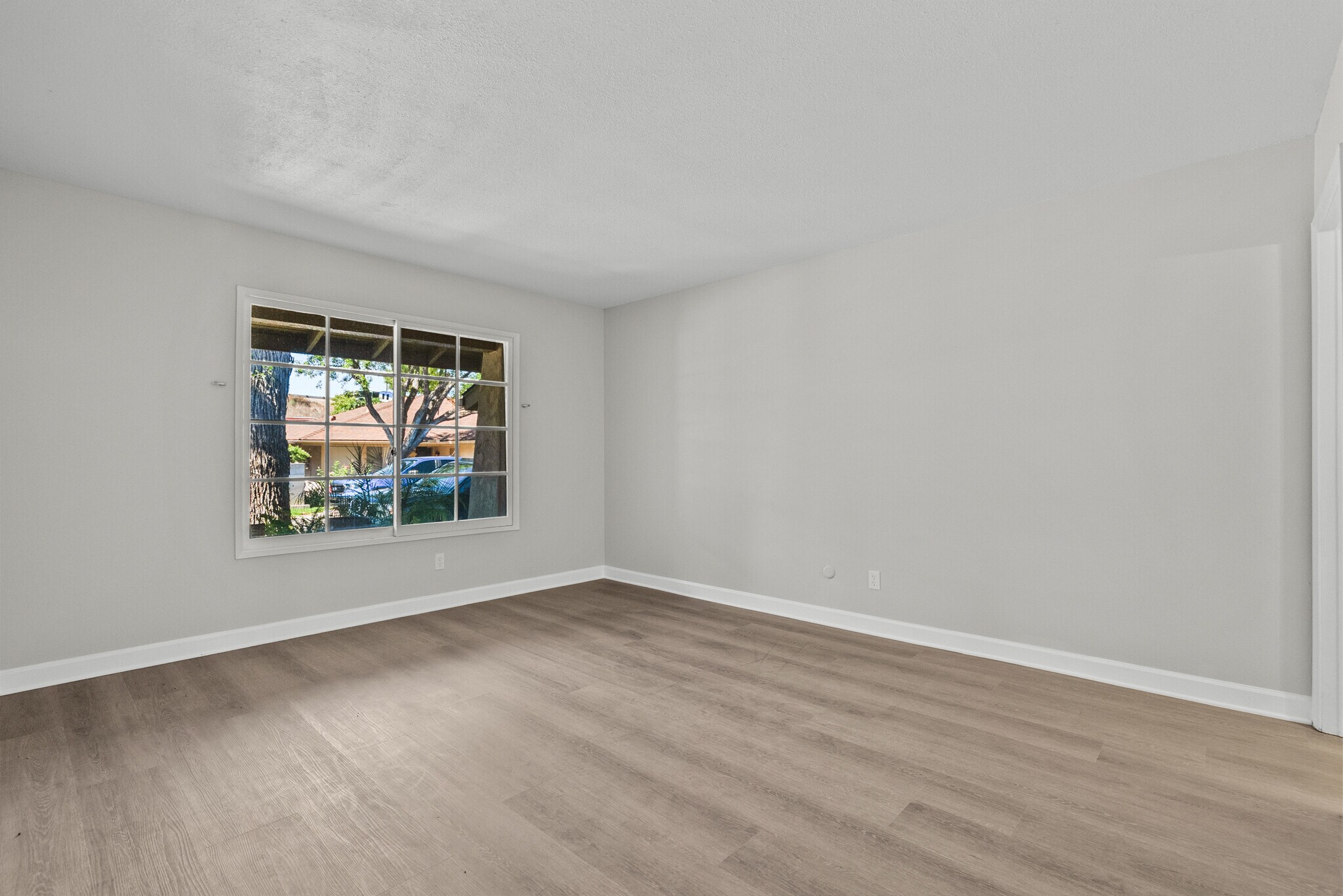 Building Photo - 26851 Oak Branch Cir
