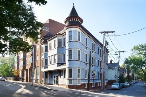Primary Photo - 18 Banks St