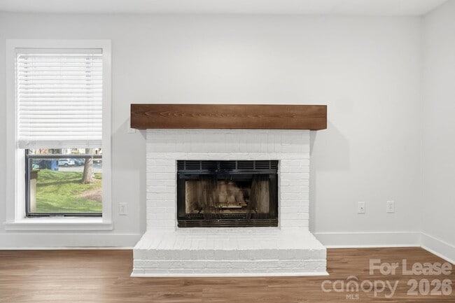 Building Photo - 7160 Winery Ln