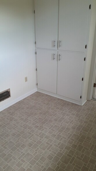 Office - 27 Gardenia Dr