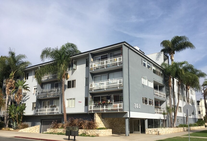 Building Photo - 303 California Ave