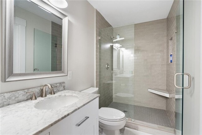 Building Photo - 2026 Harwinor Rd SE