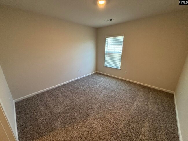 Building Photo - 425 N High Duck Trail