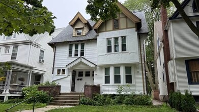 Building Photo - 2722 N Stowell Ave