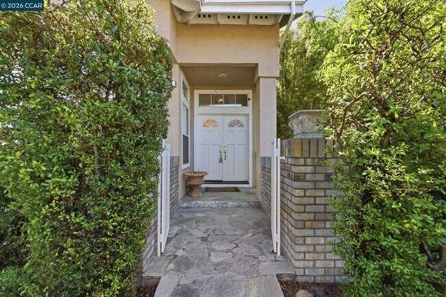 Building Photo - 601 Ambience Way