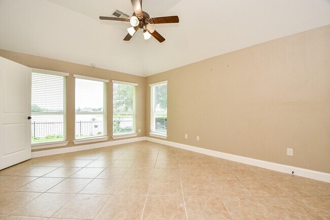 Building Photo - 26115 Serenity Oaks Dr