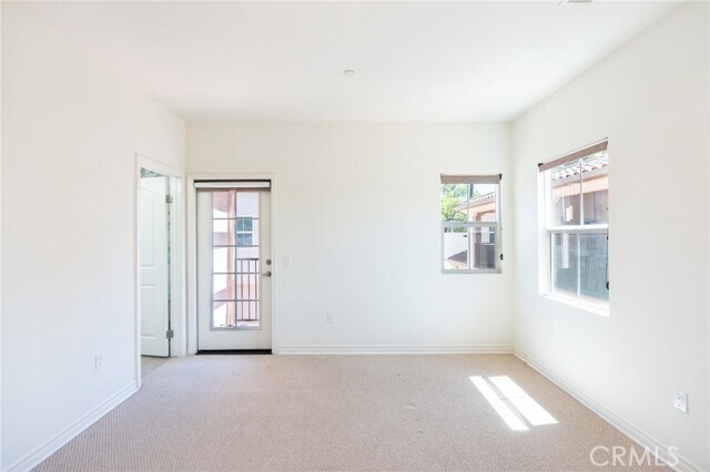 Building Photo - 111 E McLean St
