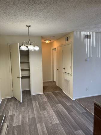 Dining room - Peppertree Apartments